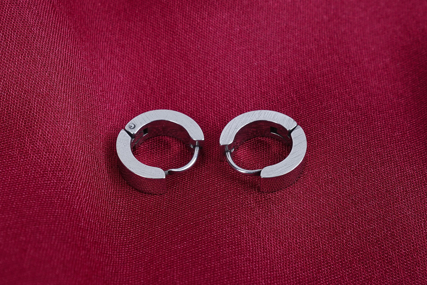 Classic Loop Men's Earring