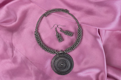 Celestial Circle-Shaped Chokar Necklace