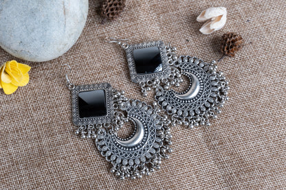 Crescent-Shaped Whisper Earrings for Women