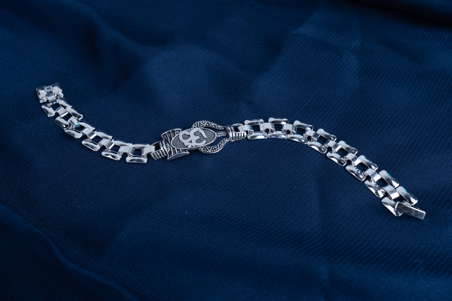 Warrior’s Edge Chain Bracelet For Men