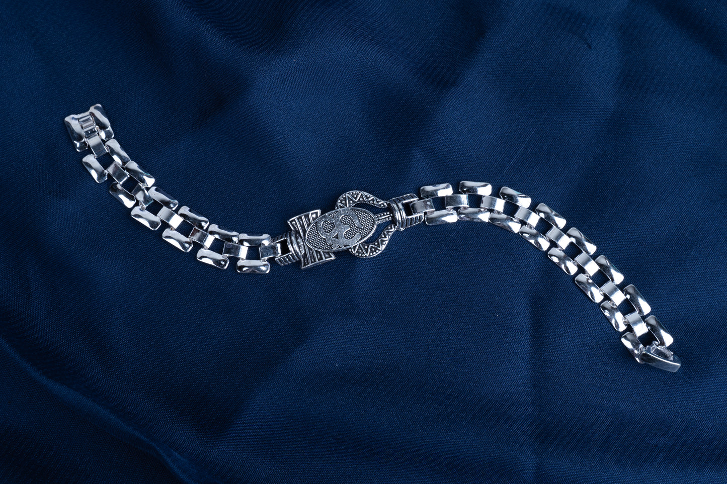 Warrior’s Edge Chain Bracelet For Men