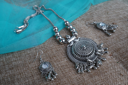 Vintage Mirage Pendant Necklace for Womens